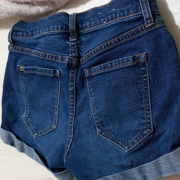 Old navy boyfriend jeans - Picture 2 of 2